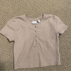 Aritzia sunday best baby crop waffle tee button up size XS